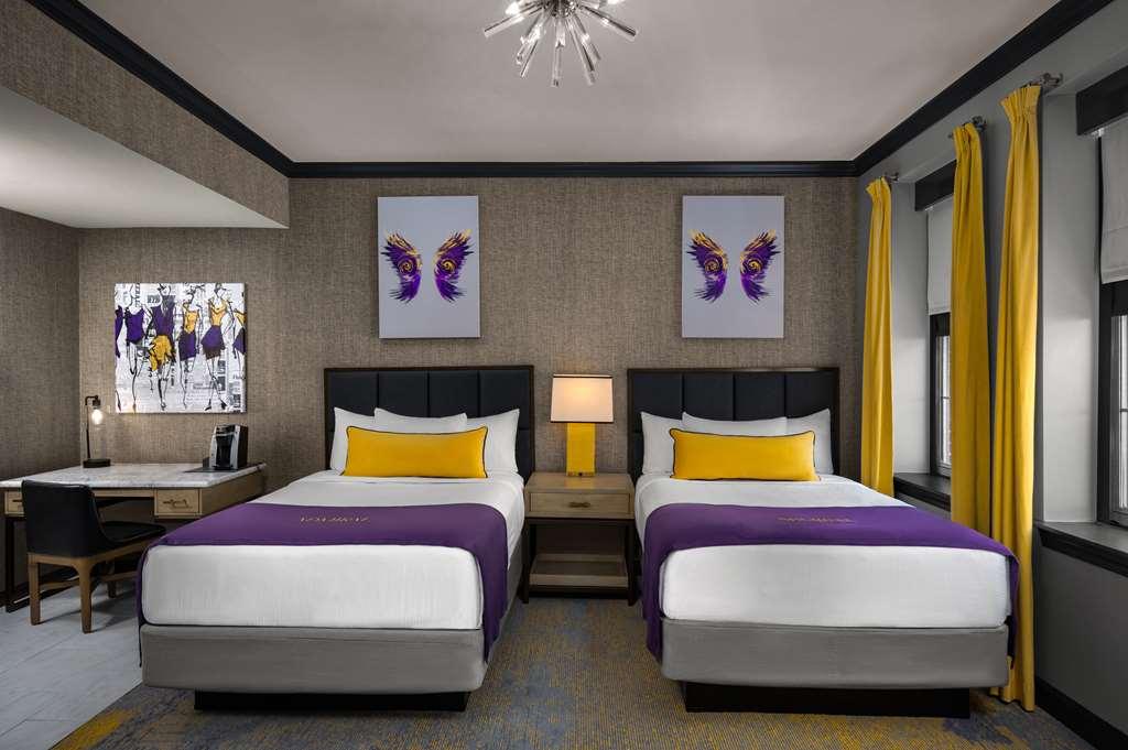 The Admiral Hotel Mobile Room photo