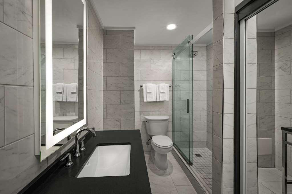 The Admiral Hotel Mobile Room photo